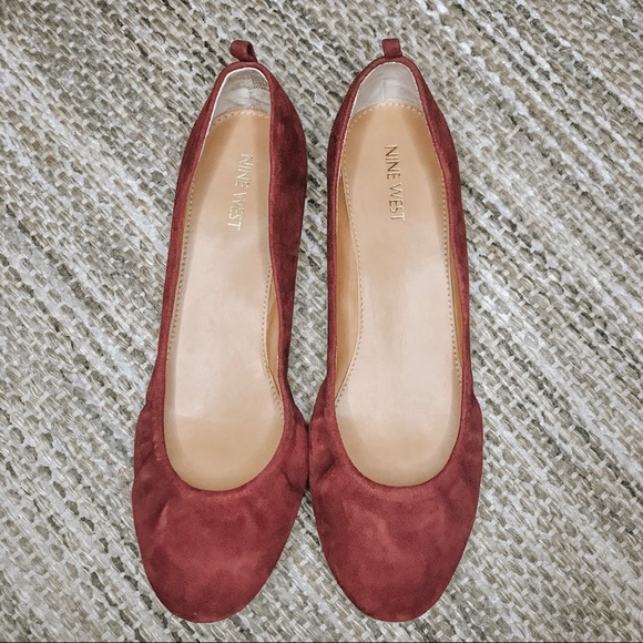 Nine West burgundy suede flats - Picture 2 of 4